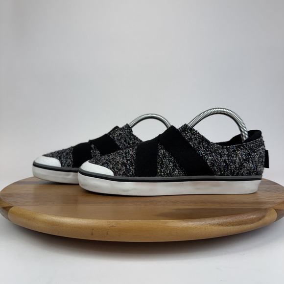 Womens Keen Elsa III Gore Black Knit Slip On Casual Comfort Shoes Size 8.5 M GUC - Picture 1 of 9